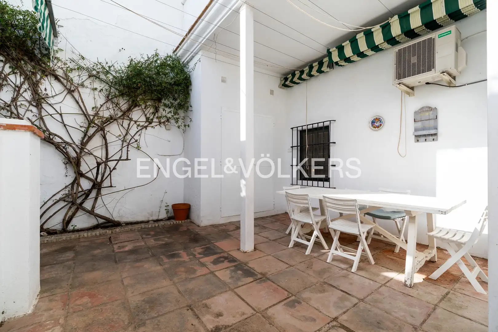 Terrace of Houses for sale in Sanlúcar de Barrameda  with Air Conditioner, Heating and Private garden
