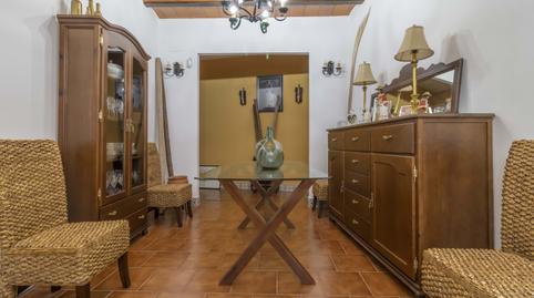 Foto 4 de Casa adosada en venda a Brenes, Sevilla