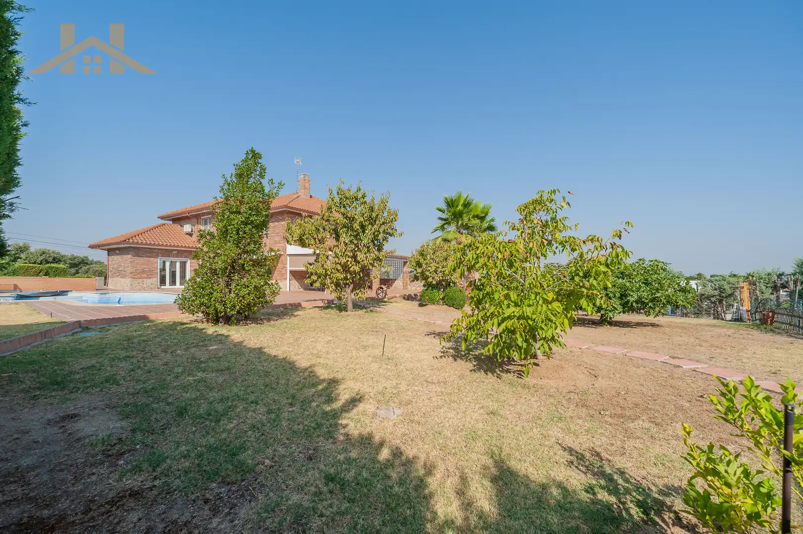 Casa o xalet en venda en Arroyomolinos (Madrid) amb Aire condicionat, Calefacció i Jardí privat