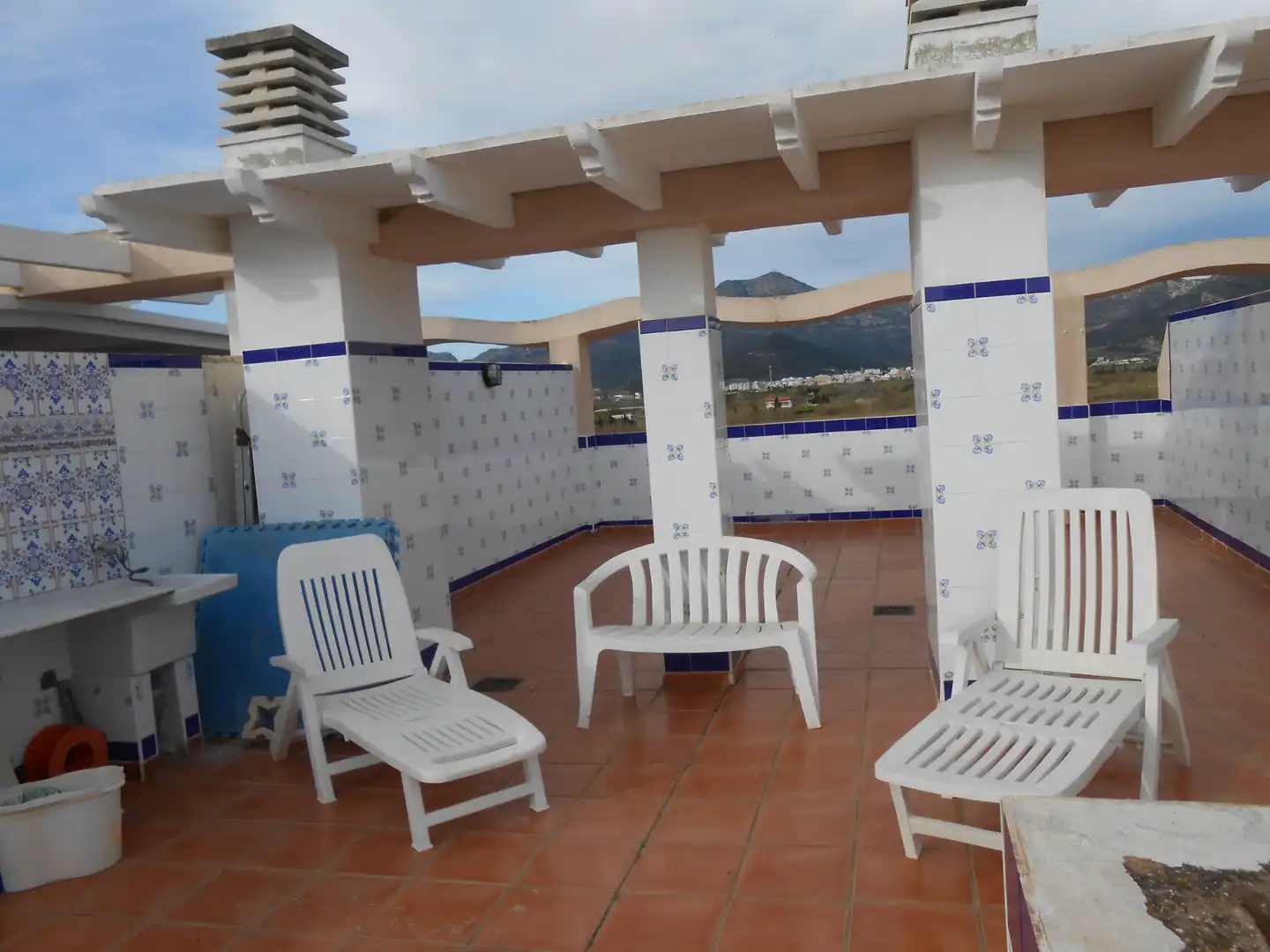 Terrasse von Dachboden zur Miete in Xeraco mit Terrasse, Möbliert und Ofen