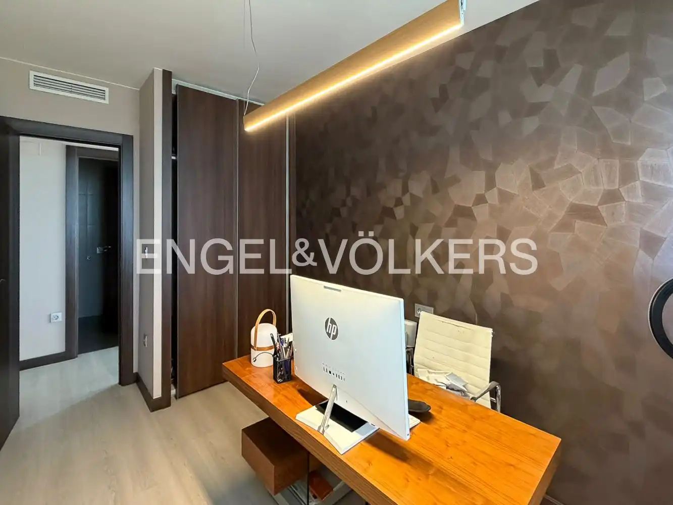 Flat for rent in Valencia  with Air Conditioner, Heating and Terrace