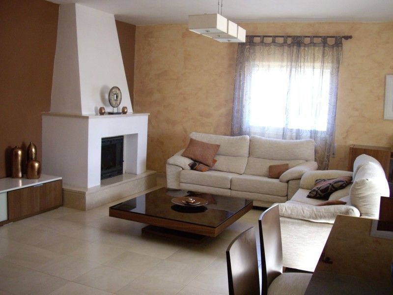 Living room of House or chalet for sale in Arapiles  with Heating, Private garden and Terrace