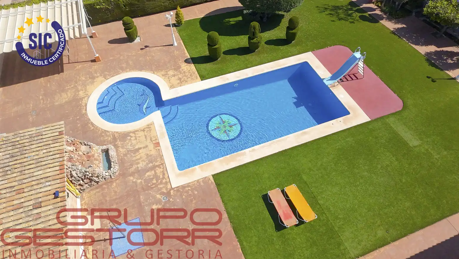 Piscina de Casa o chalet en venta en Valencia con Aire acondicionado, Calefacción y Jardín privado