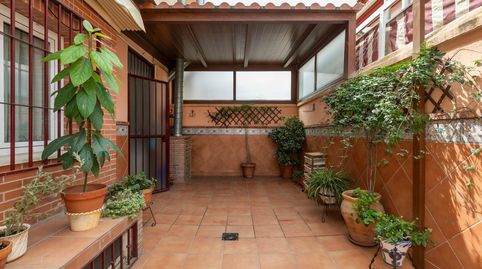 Foto 3 de Casa adosada en venta en Calle Elisa Soriano, 24, Angustias - Chana - Encina, Granada Capital