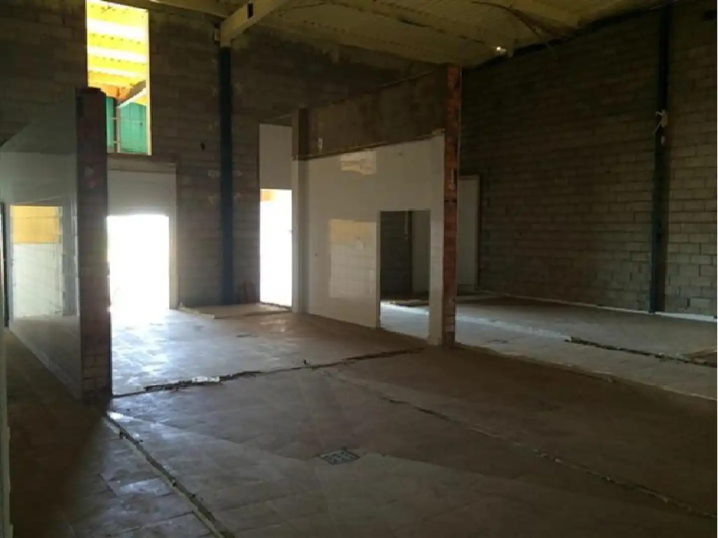 Industrial building for sale in Cabeza del Buey, imagen 6