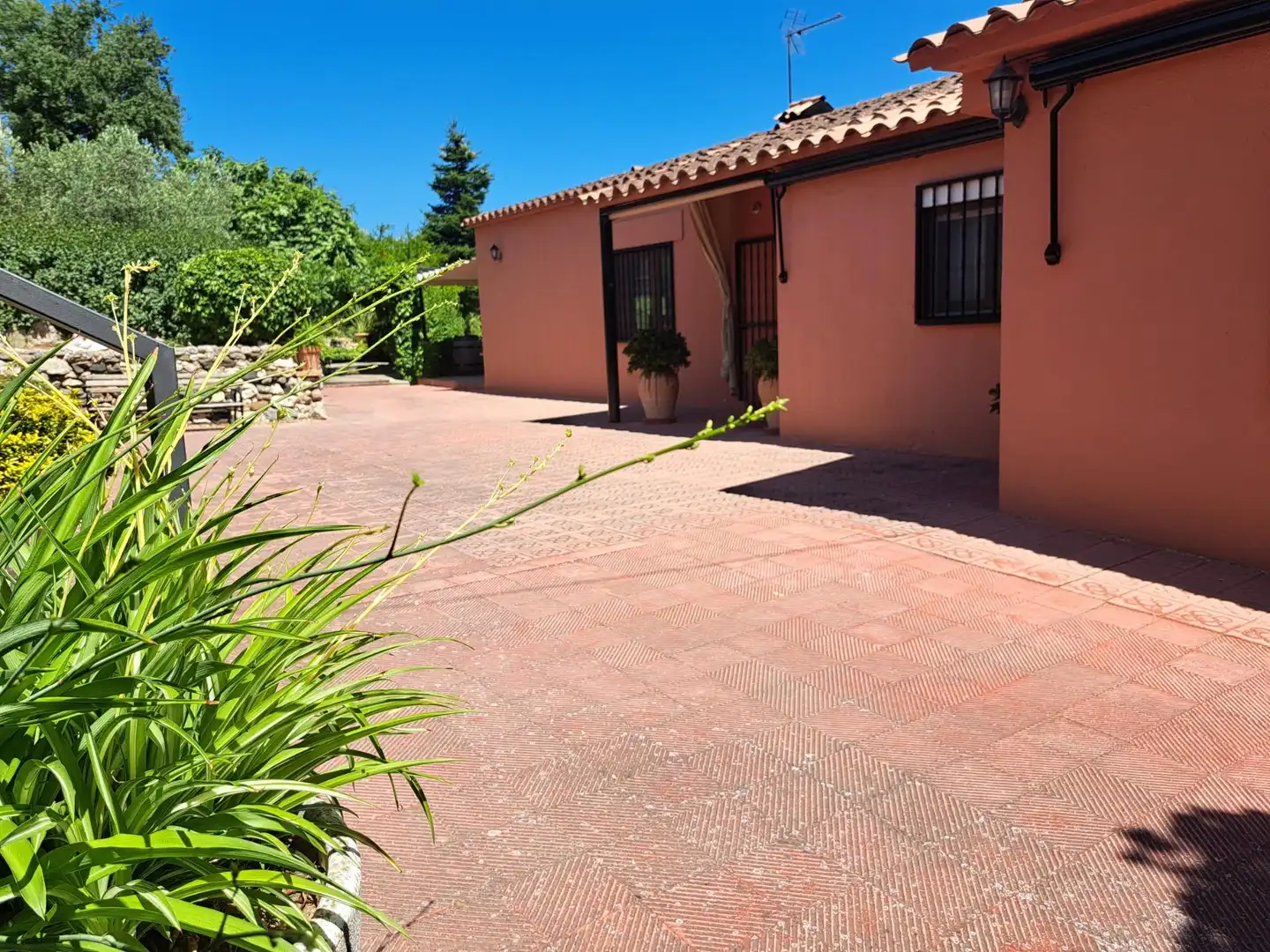 Vista exterior de Casa o chalet en venta en Els Hostalets de Pierola con Calefacción, Jardín privado y Trastero