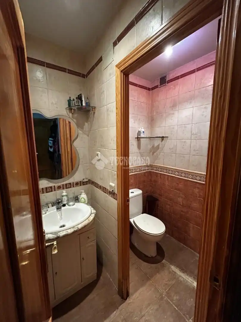 Baño de Local en venta en Coslada