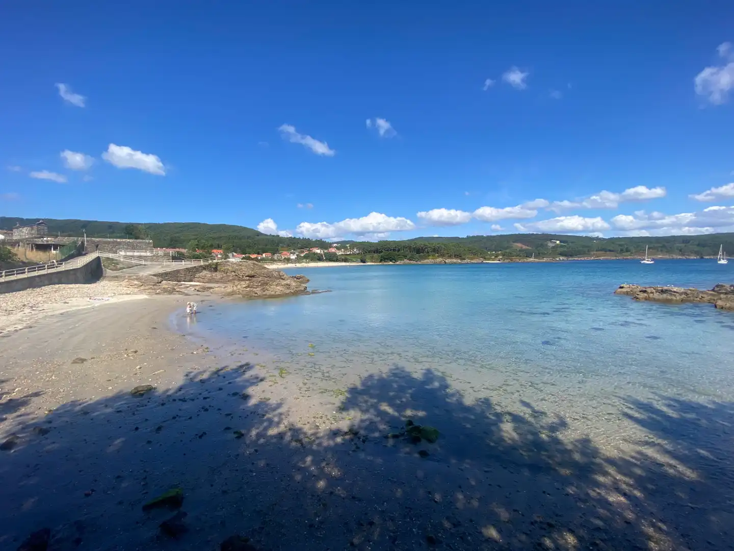 Vista exterior de Casa o xalet en venda en Fisterra amb Jardí privat, Moblat i Forn
