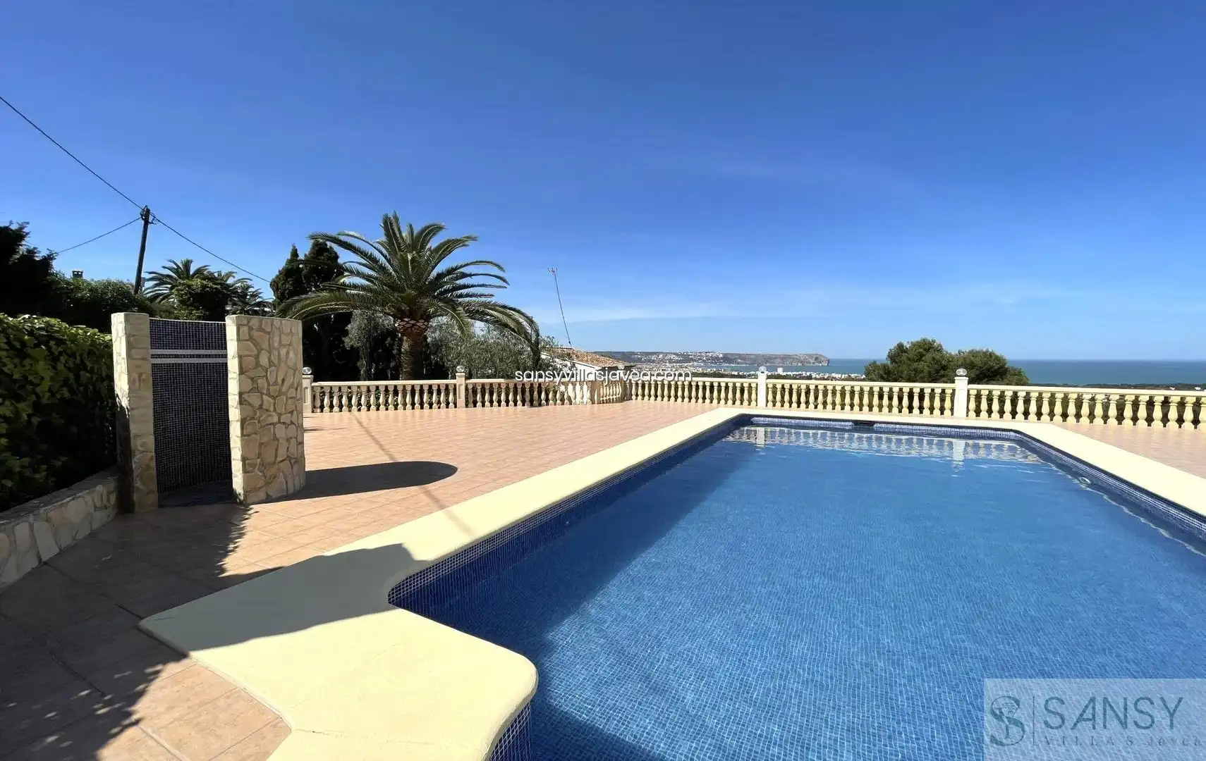 Swimming pool of Houses for sale in Jávea / Xàbia  with Air Conditioner and Storage room