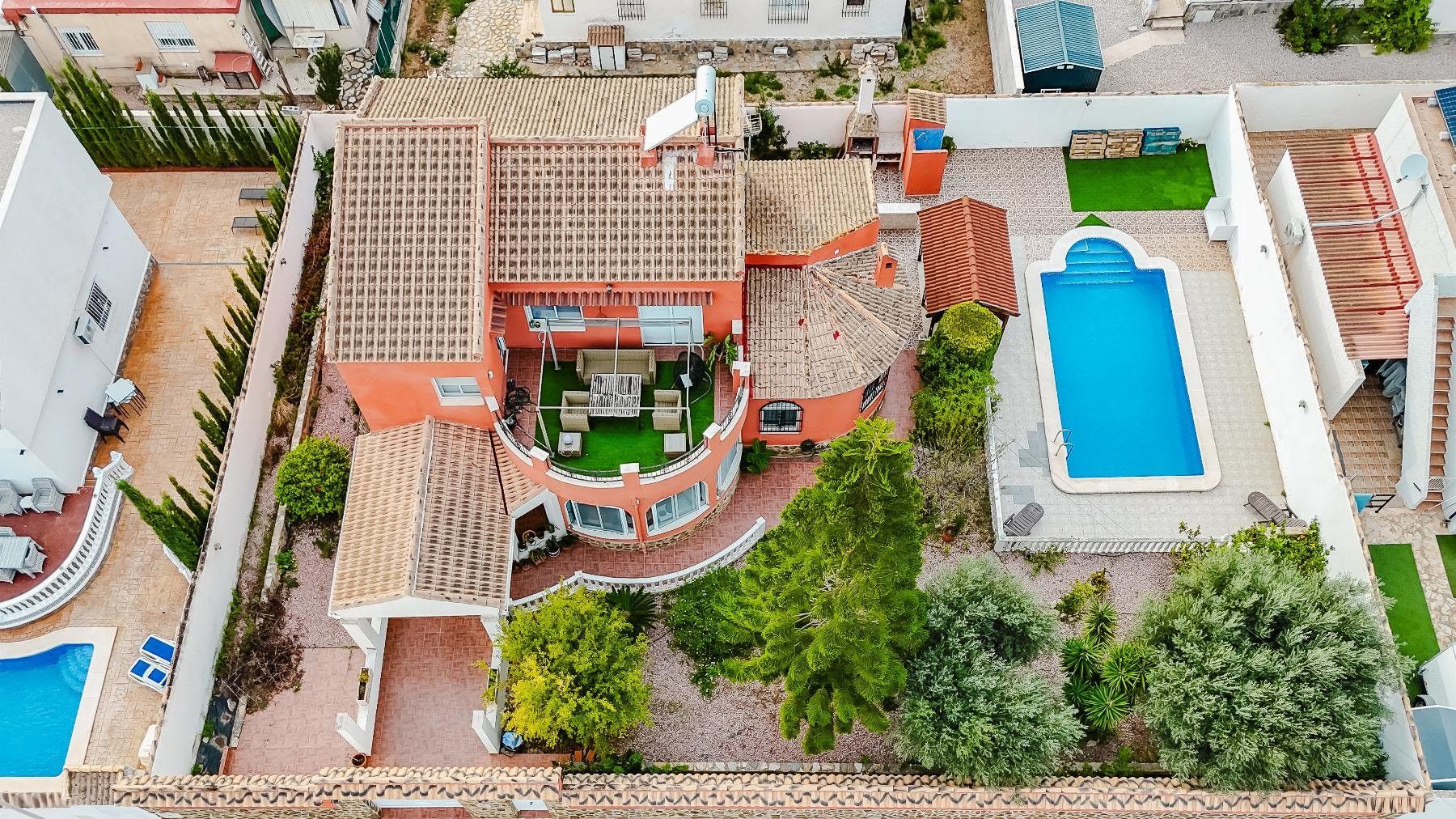 Exterior view of House or chalet for sale in Torrevieja  with Private garden, Terrace and Furnished