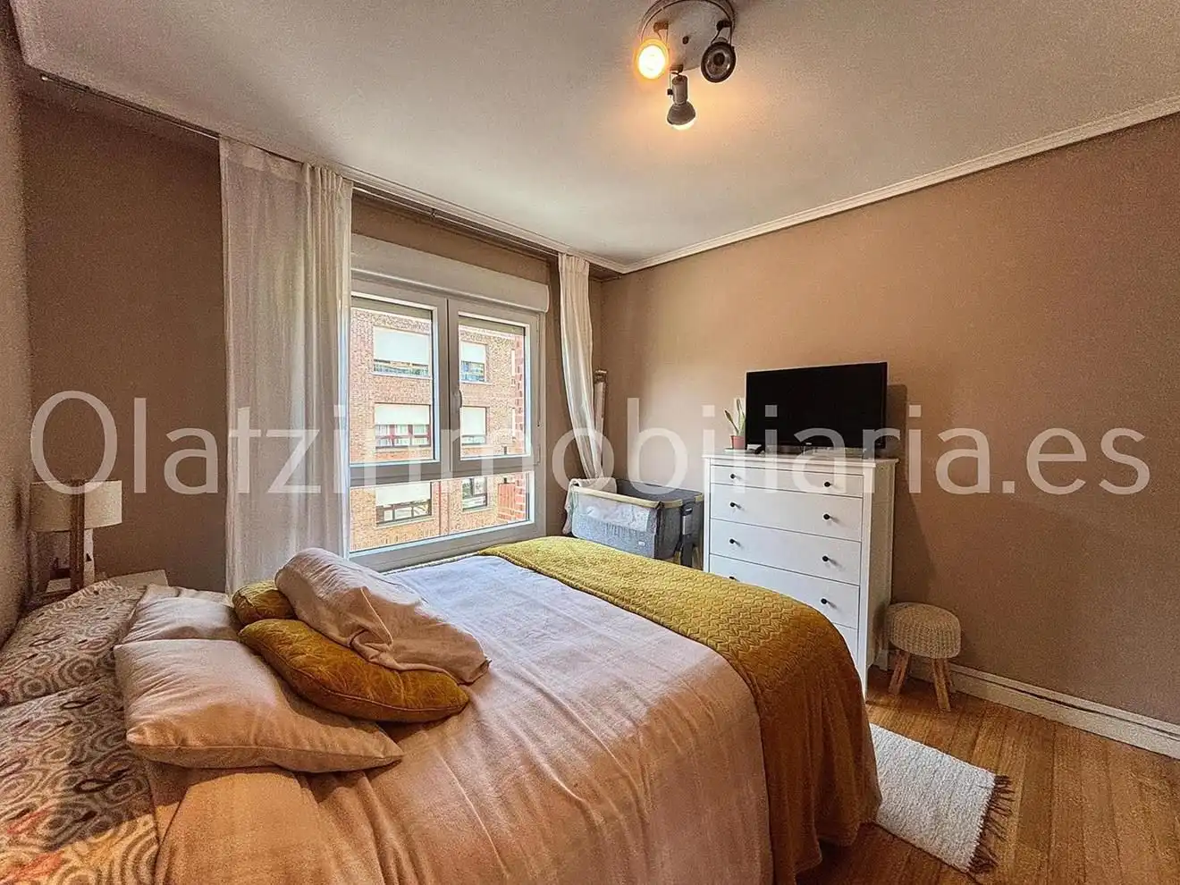 Habitación de Piso en venta en Zalla  con Calefacción, Terraza y Trastero