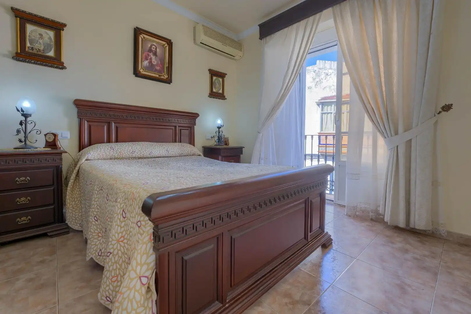 Habitación de Casa adosada en venta en La Palma del Condado con Aire acondicionado, Calefacción y Terraza