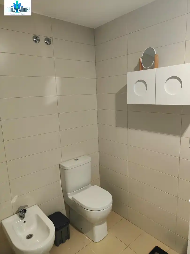 Badezimmer von Wohnung zum Verkauf in Albacete mit Klimaanlage, Heizung und Abstellraum