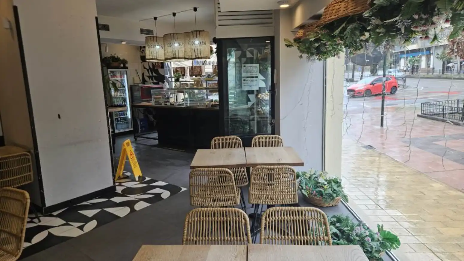 Local comercial en traspàs a Salamanca - Paseo de Carmelitas, imagen 2