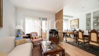 Living room of Flat for sale in  Madrid Capital  with Air Conditioner, Heating and Terrace