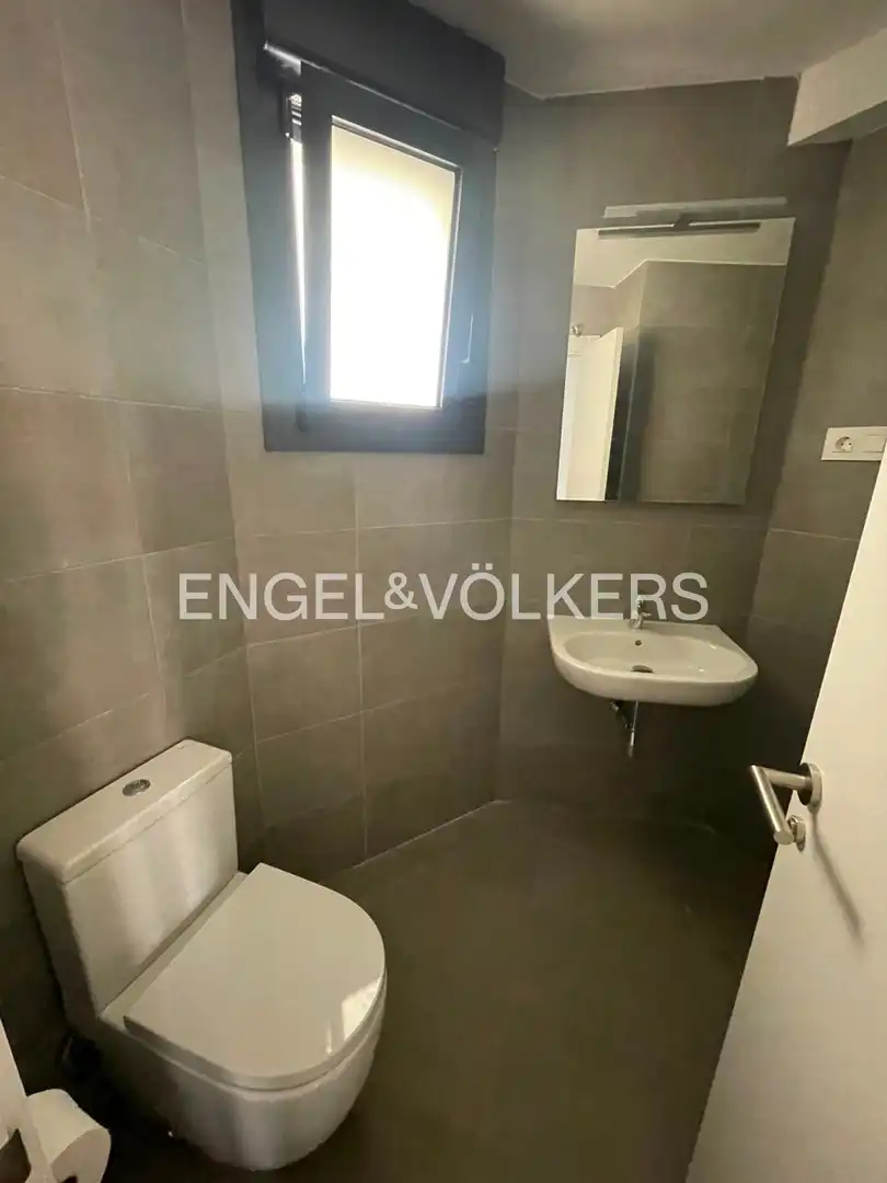 Baño de Dúplex de alquiler en Pozuelo de Alarcón con Aire acondicionado, Calefacción y Terraza