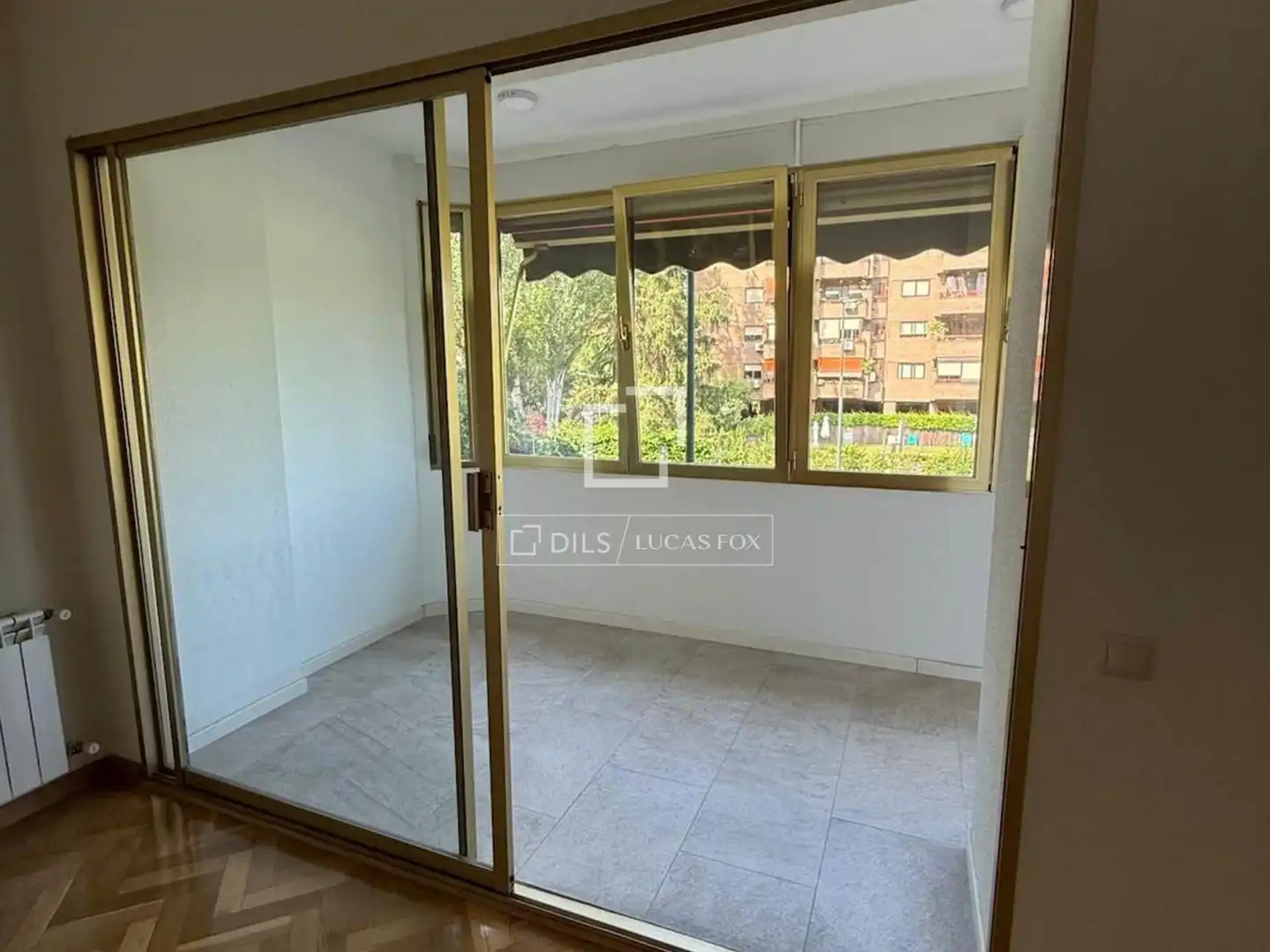 Bedroom of Flat for rent in Madrid  with Air Conditioner, Heating and Private garden