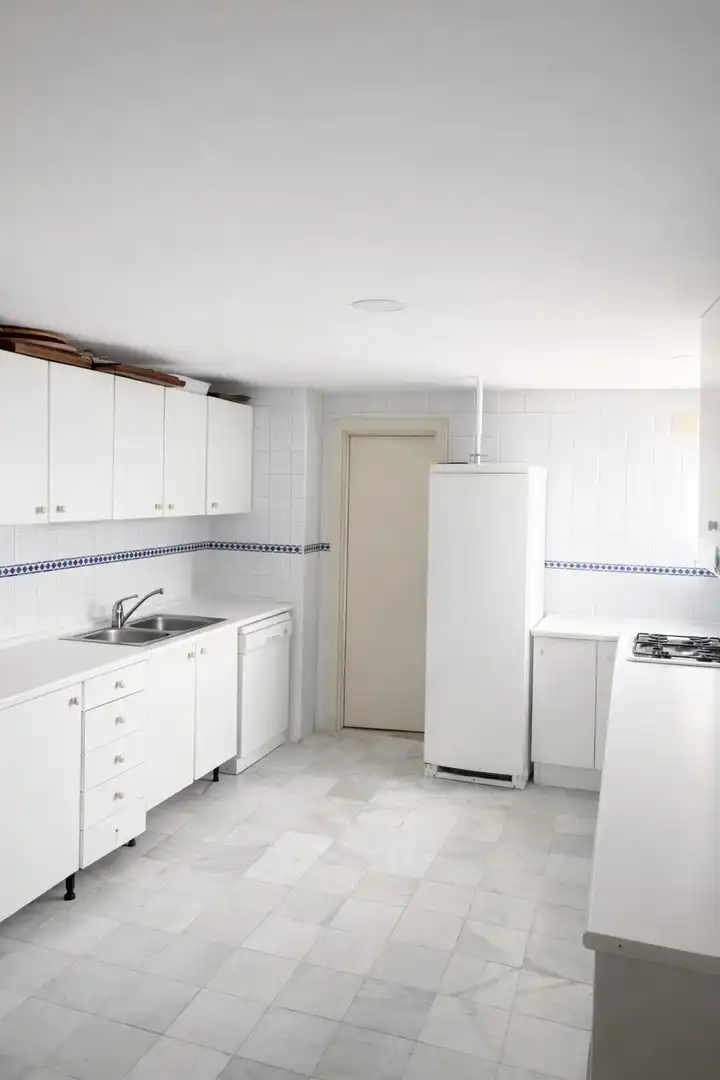 Cocina de Piso de alquiler en Sevilla con Aire acondicionado, Terraza y Trastero