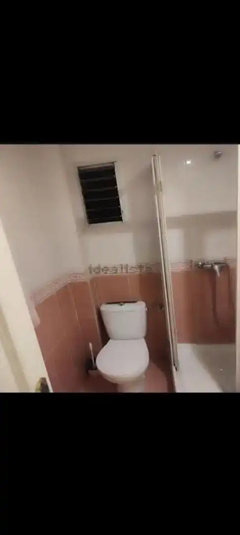 Baño de Piso para compartir en Sevilla con Aire acondicionado, Parquet y Amueblado