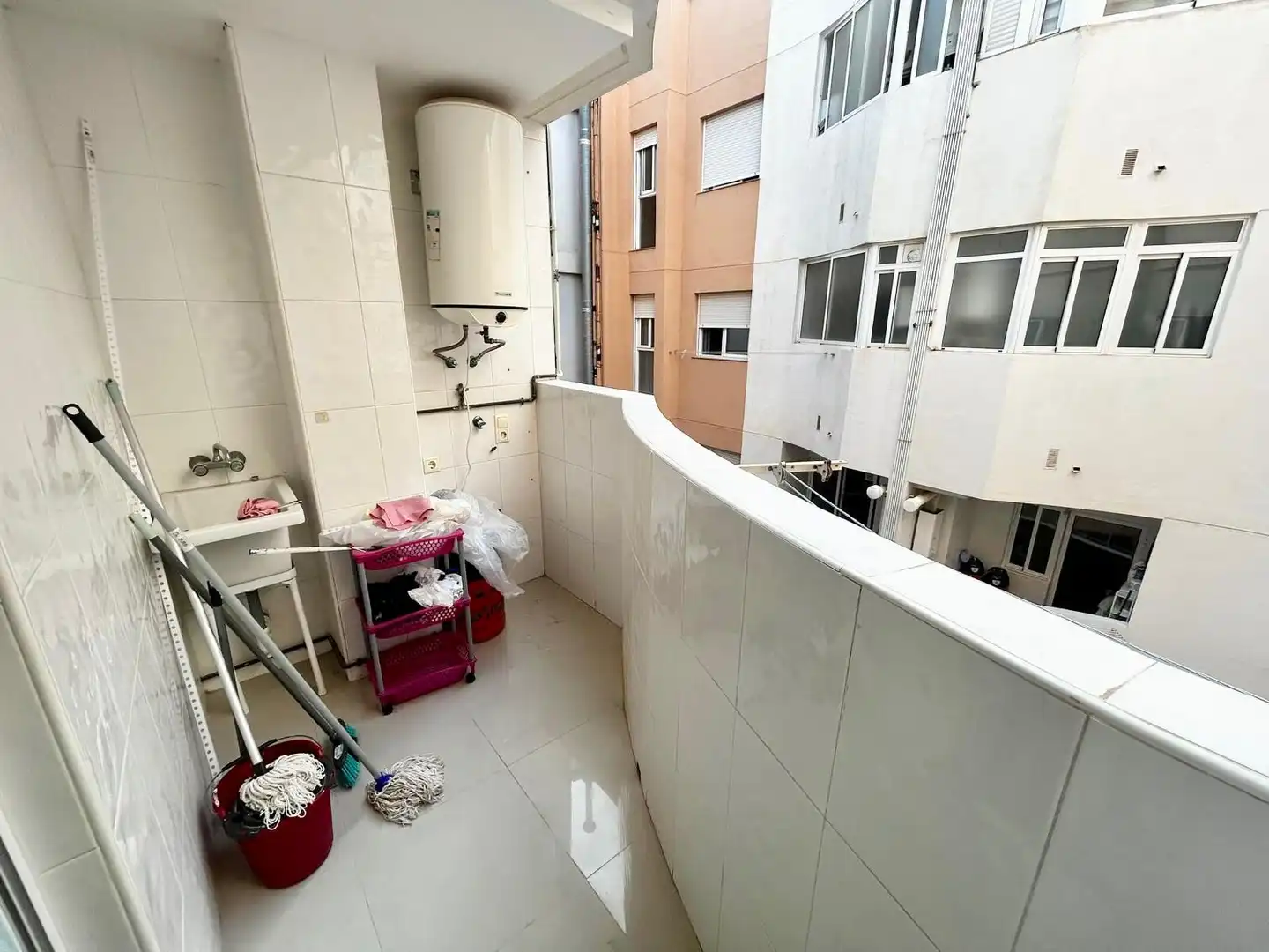 Wohnung zur Miete in Carrer Alicante, Haygon - Universidad