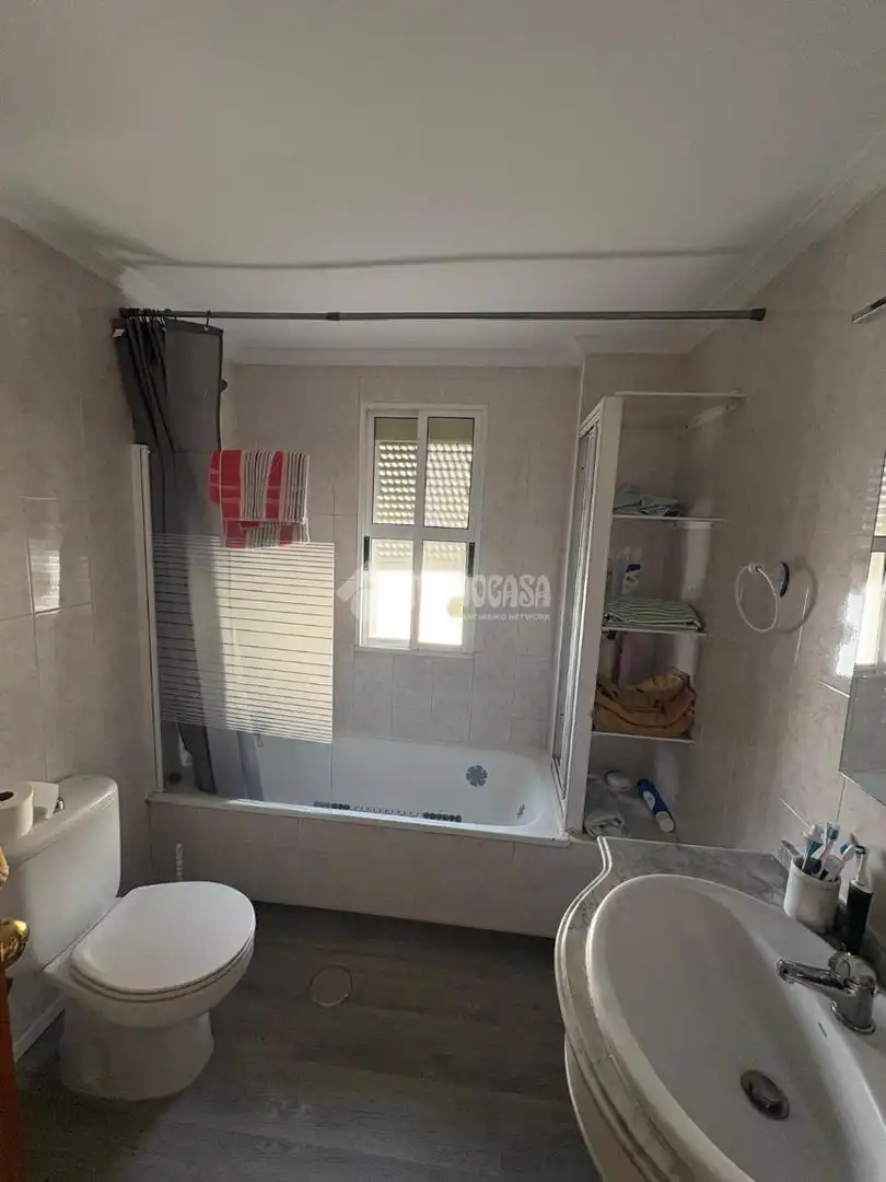 Baño de Piso en venta en La Rinconada con Aire acondicionado