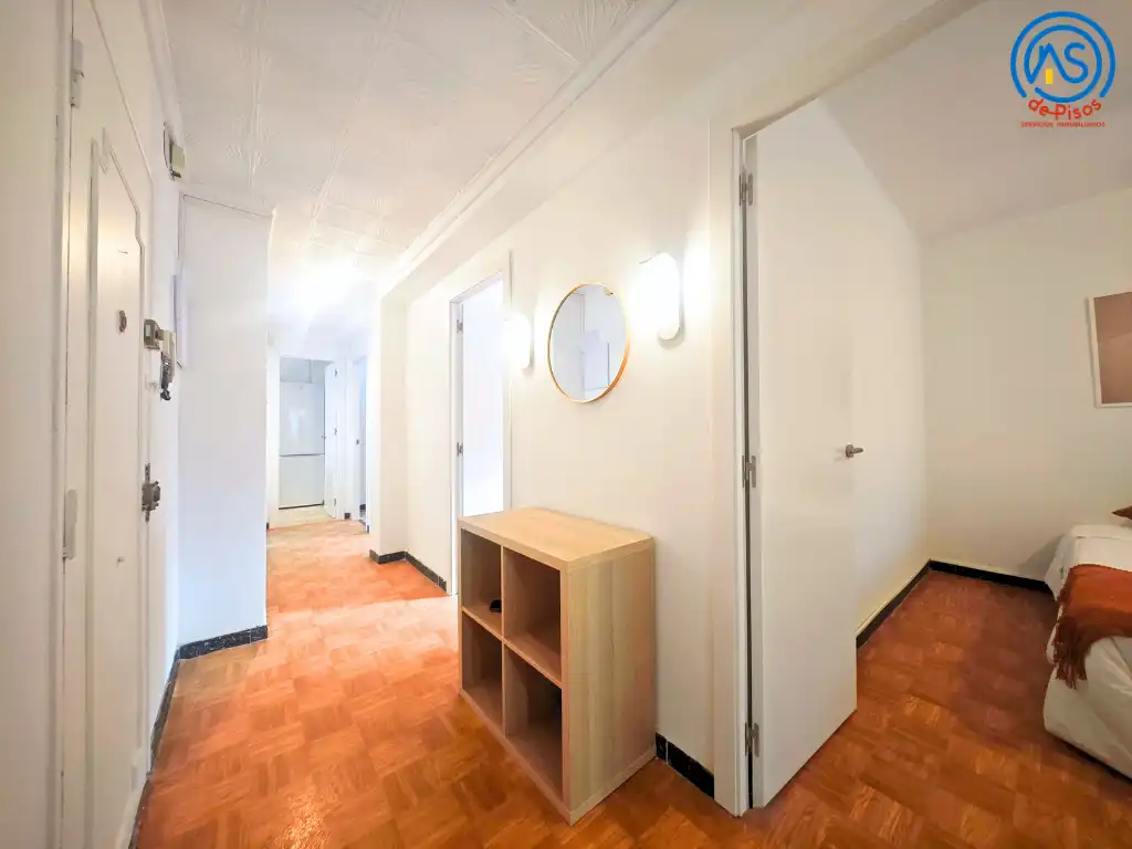 Flat for rent in Calle de Martínez Vargas, 2, Barrio Torrero