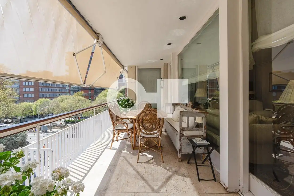 Piso con terraza en venta en Carrer Carrer Jacinto Benavente, imagen 15
