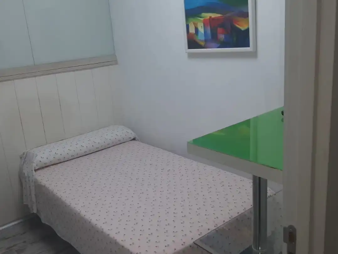 Schlafzimmer von Wohnung zur Miete in Adra mit Klimaanlage