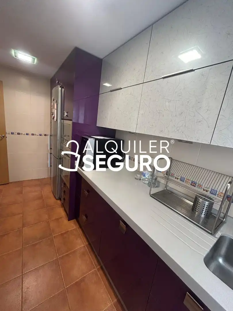 Cocina de Ático de alquiler en Las Gabias con Calefacción y Amueblado
