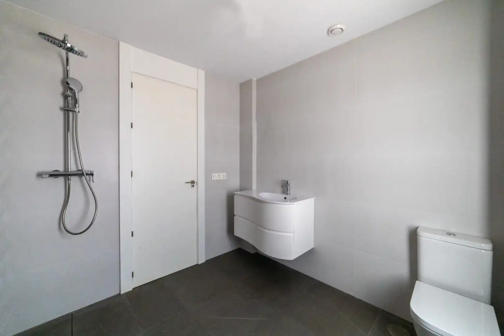 Baño de Casa o chalet en venta en Polop con Aire acondicionado, Terraza y Piscina