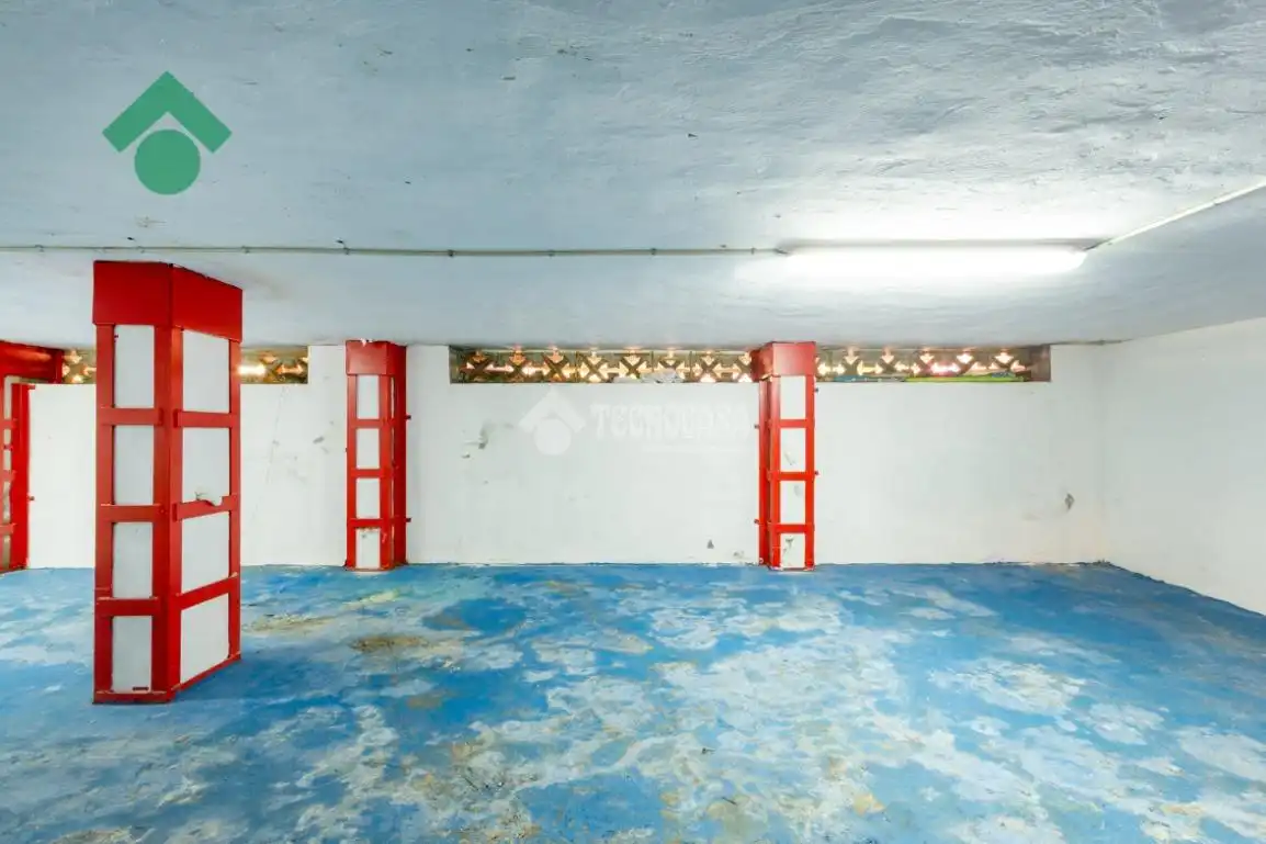 Garage zum Verkauf in Nerja