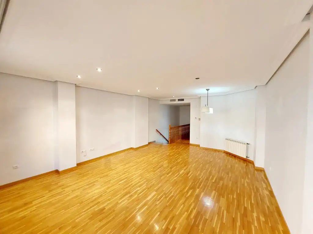 Dúplex en venda en Badajoz