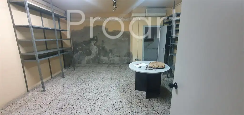 Local en venta en JOAN DE PEGUERA, El Camp de l'Arpa del Clot