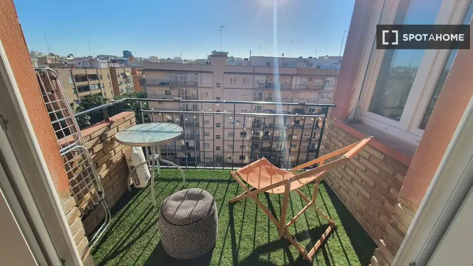 Appartamento con terrazza in affitto a Algirós, imagen 2