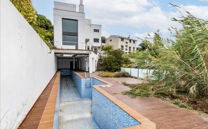 Piscina de Casa o xalet en venda en Calella amb Terrassa i Piscina