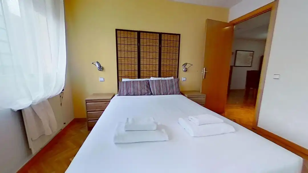 Habitación de Piso de alquiler en Madrid con Aire acondicionado, Calefacción y Horno
