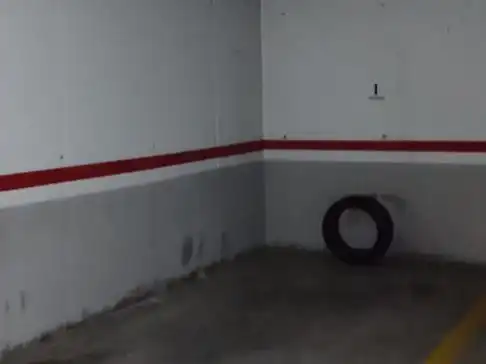 Parking de Garaje de alquiler en Arroyo de la Encomienda con Alarma