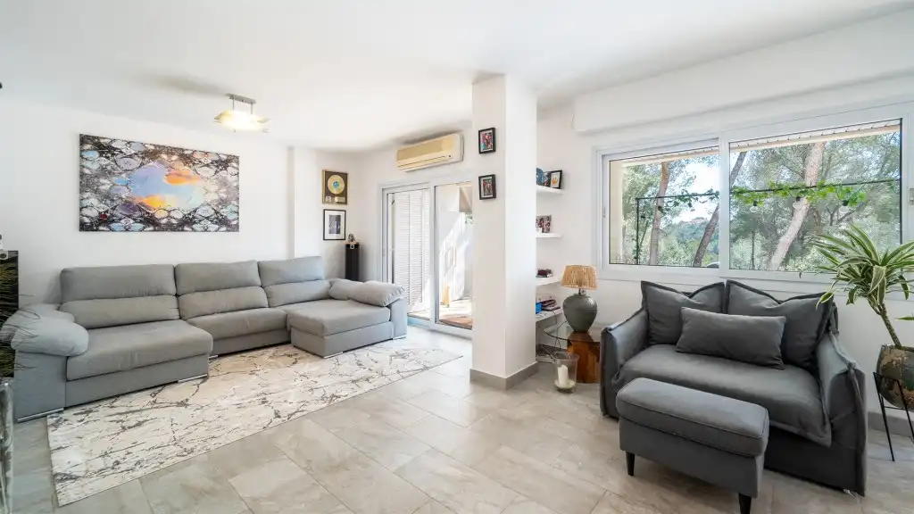 Sala d'estar de Dúplex en venda en Calvià amb Aire condicionat, Terrassa i Traster