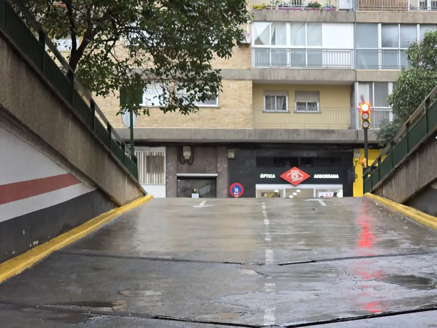 Parking de Garaje de alquiler en Zaragoza