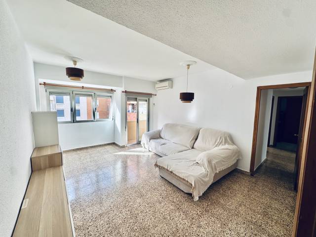 Piso en Venta en Valencia - CL INGENIERO MANUEL MAESE, 16 en La Malva-rosa