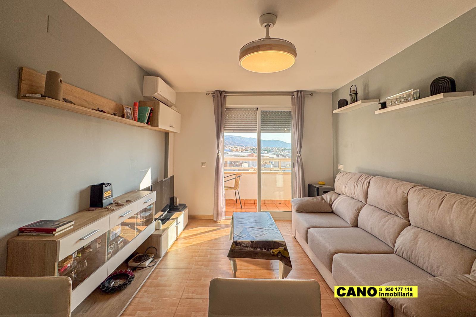 Sala d'estar de Pis en venda en Vícar amb Aire condicionat, Calefacció i Terrassa