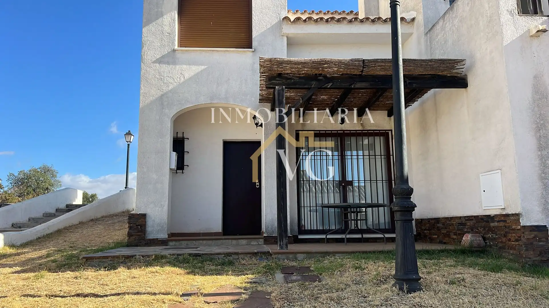 Casa amb piscina en venda a El Ronquillo
