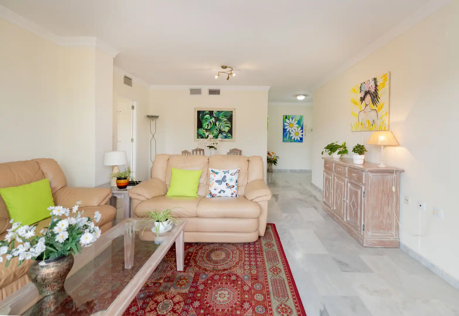 Living room of Apartments for sale in Marbella  with Terrace and Community pool