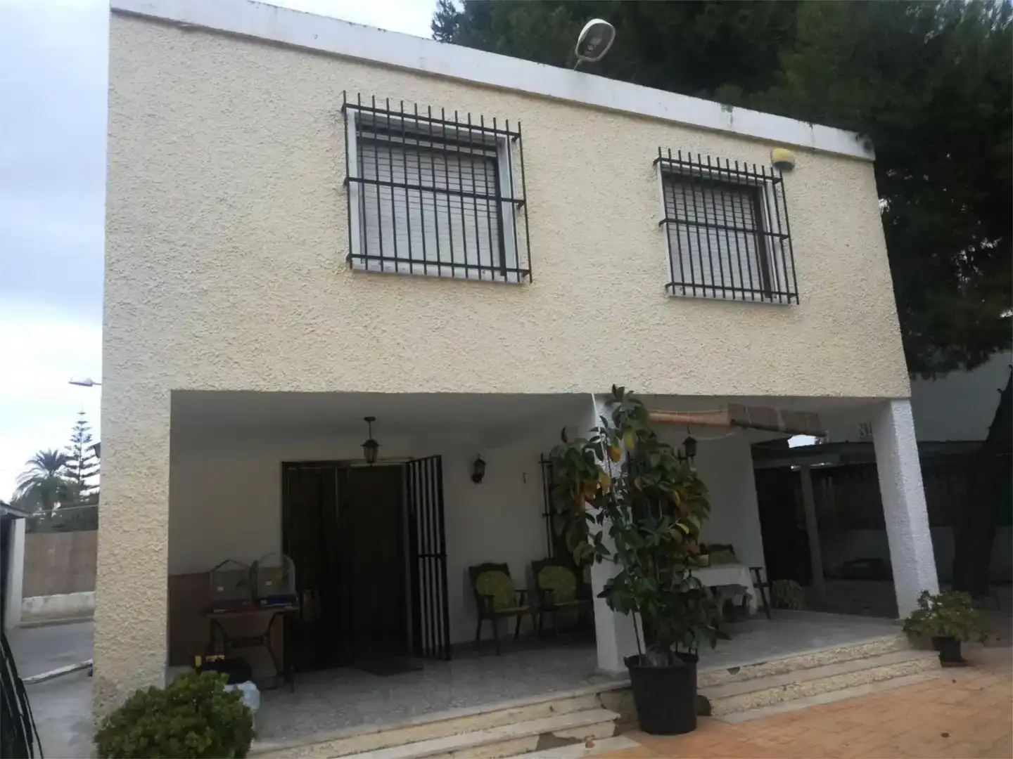 Vista exterior de Pis en venda en Elche / Elx amb Aire condicionat, Jardí privat i Parquet