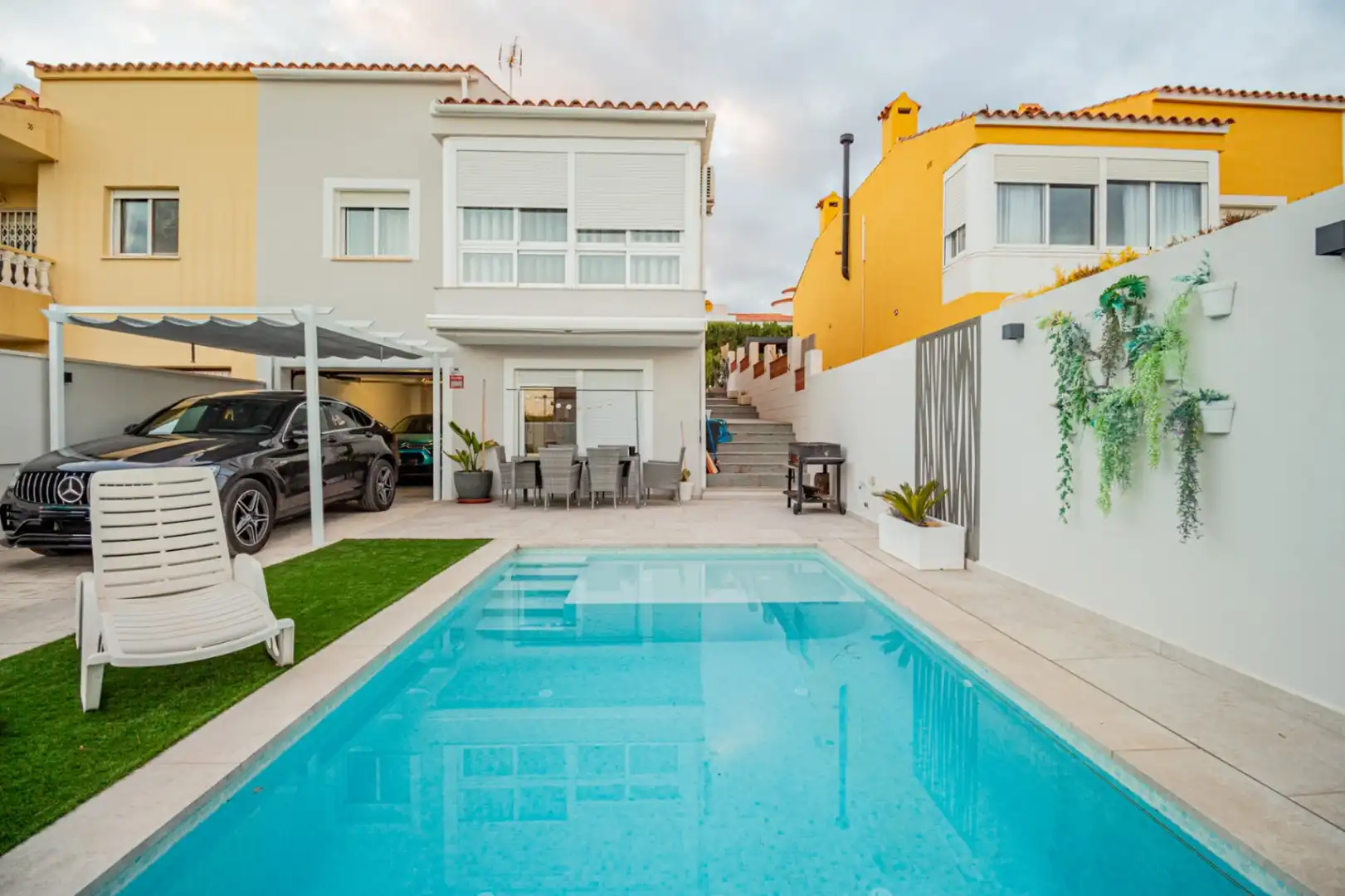Exterior view of Detached homes for sale in La Nucia  with Air Conditioner, Heating and Terrace