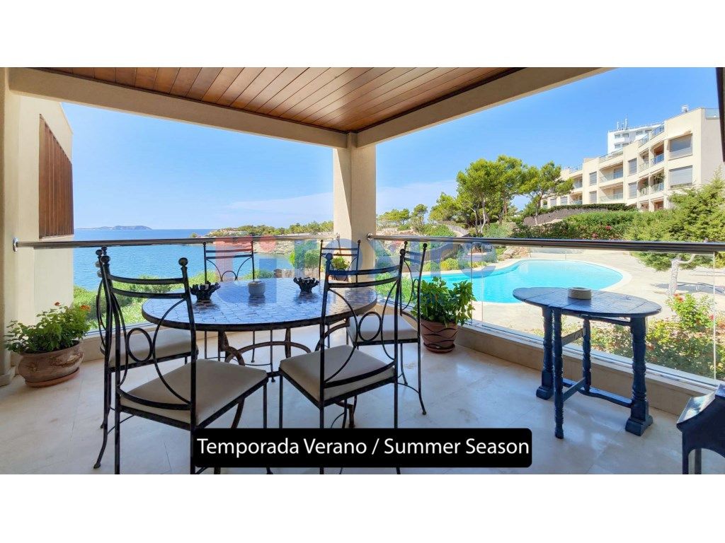 Vista exterior de Pis de lloguer en Sant Antoni de Portmany amb Aire condicionat, Terrassa i Moblat