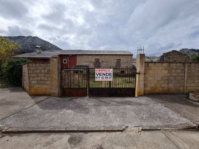 Terreno residencial en Venta en Calle Barriada De La Vega F. en Puebla de Lillo