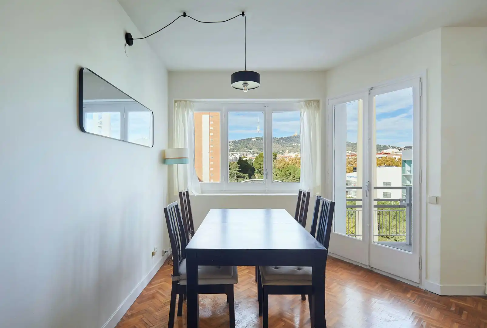 Dining room of Flat for rent in Barcelona  with Air Conditioner, Heating and Private garden