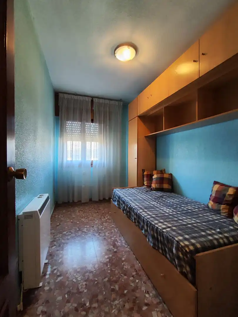 Schlafzimmer von Wohnung zum Verkauf in Corral de Almaguer mit Heizung, Terrasse und Abstellraum