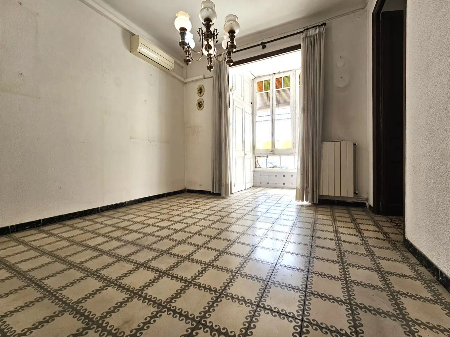 Sala d'estar de Pis en venda en Barcelona amb Calefacció